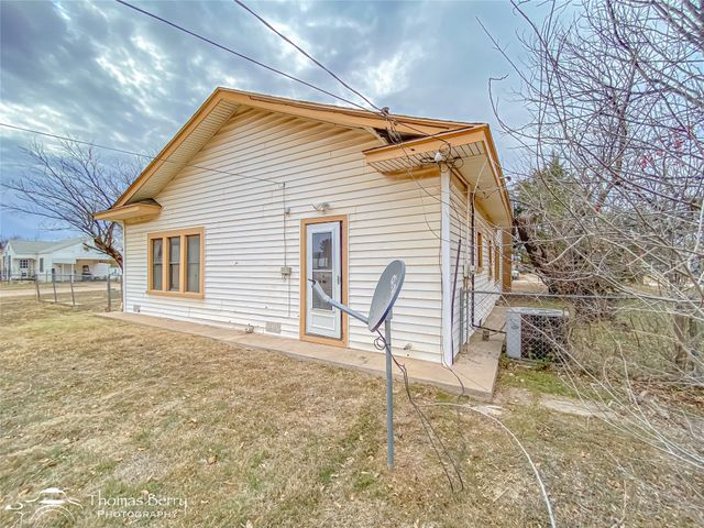 1331 Avenue N, Anson, TX 79501