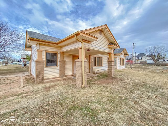 1331 Avenue N, Anson, TX 79501