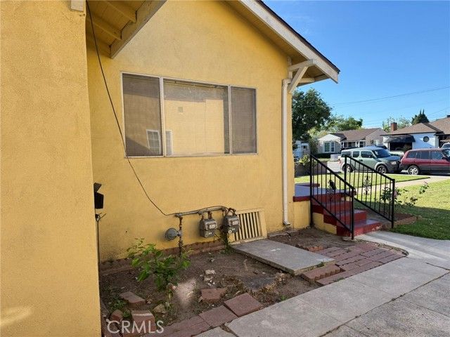 2454 California, Huntington Park, CA 90255