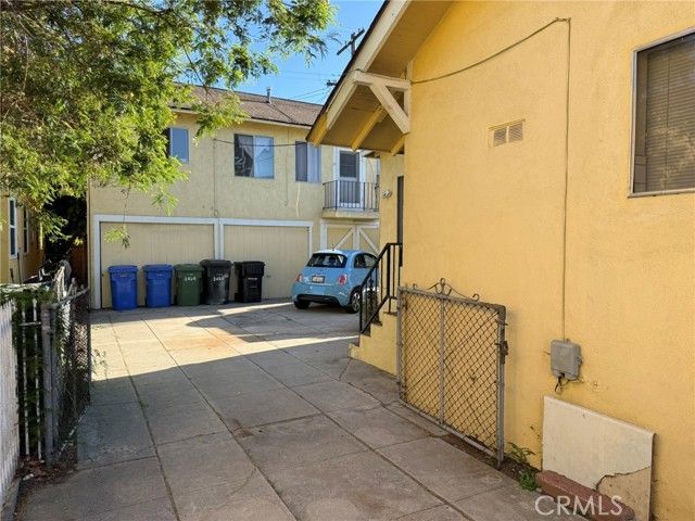 2454 California, Huntington Park, CA 90255