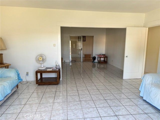 2454 California, Huntington Park, CA 90255