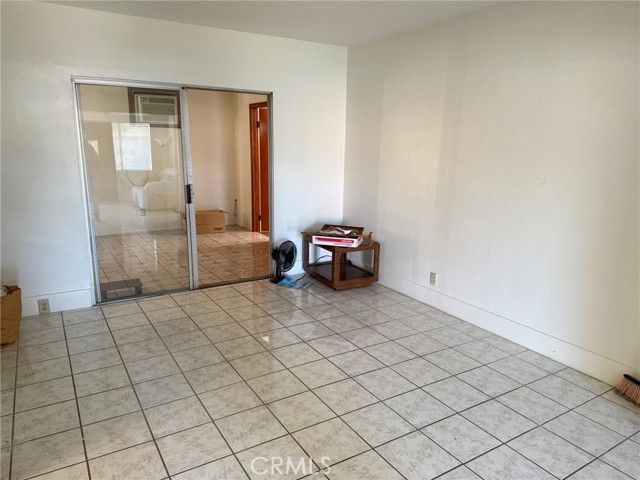 2454 California, Huntington Park, CA 90255