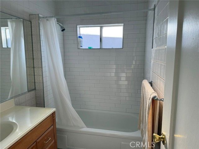 2454 California, Huntington Park, CA 90255