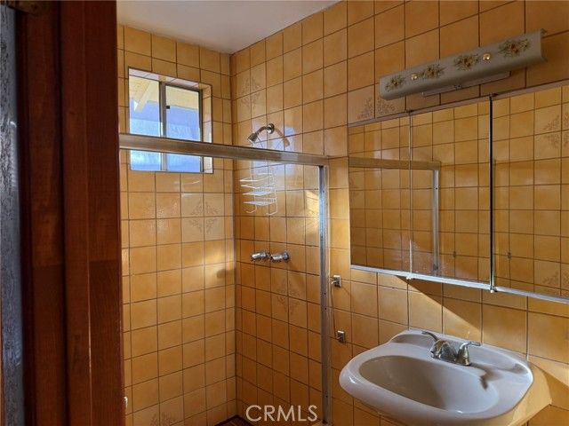 2454 California, Huntington Park, CA 90255