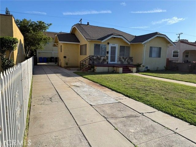 2454 California, Huntington Park, CA 90255
