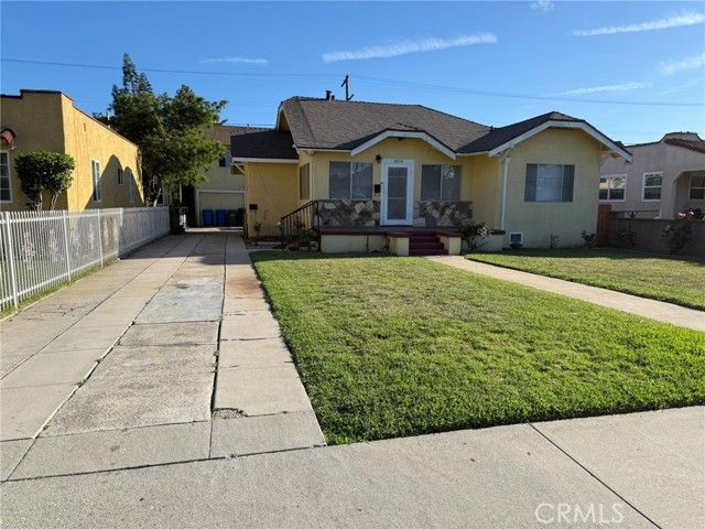 2454 California, Huntington Park, CA 90255