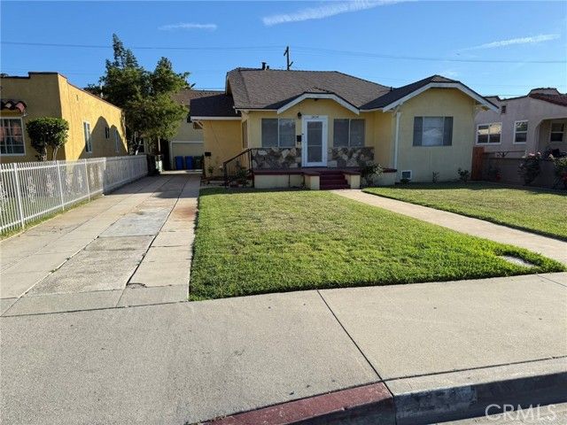 2454 California, Huntington Park, CA 90255