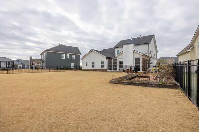 5522 Willoughby Way, Murfreesboro, TN 37129