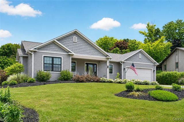 106 Kathleen Terrace, Camillus, NY 13031