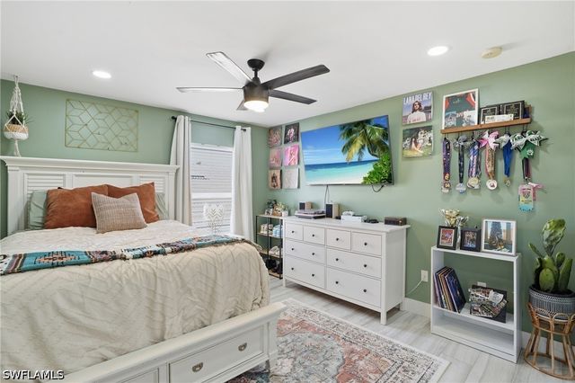 2063 Sagebrush CIR, Naples, FL 34120