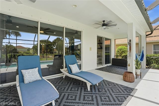 2063 Sagebrush CIR, Naples, FL 34120