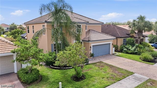 2063 Sagebrush CIR, Naples, FL 34120