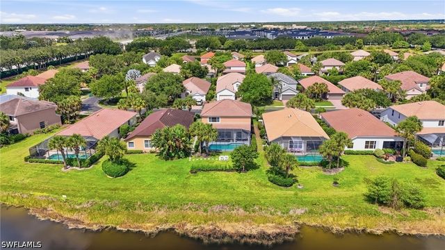 2063 Sagebrush CIR, Naples, FL 34120