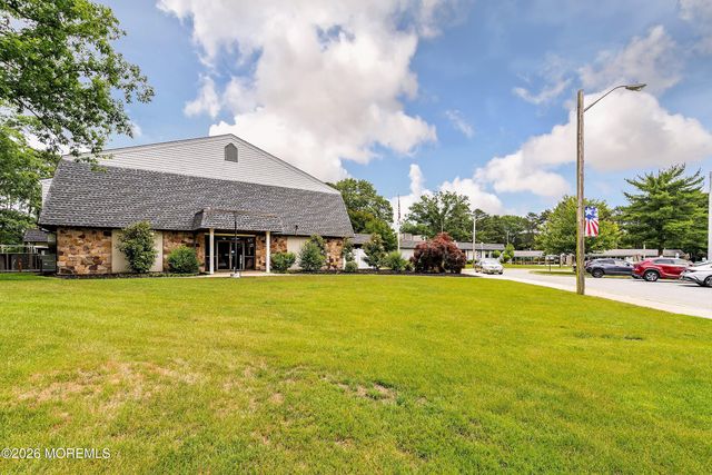 43 Cambridge Circle F, Manchester, NJ 08759