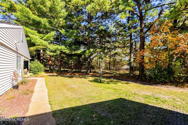 43 Cambridge Circle F, Manchester, NJ 08759