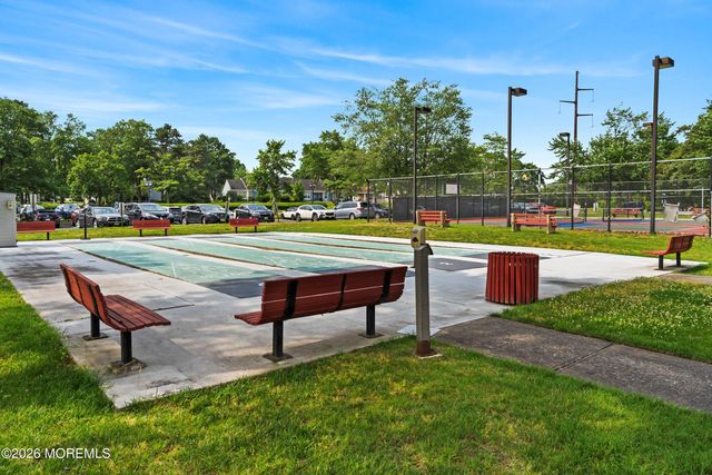 43 Cambridge Circle F, Manchester, NJ 08759