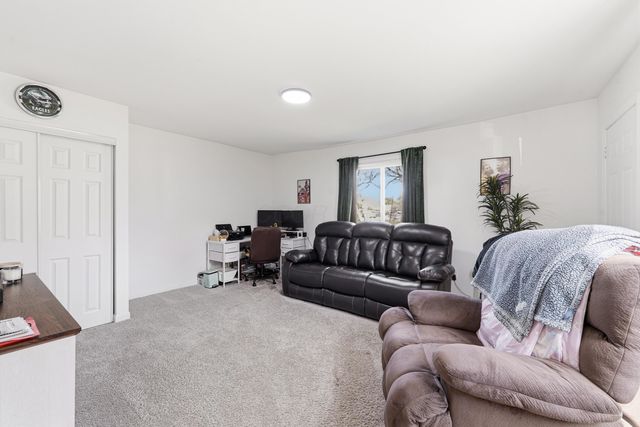 2302 Tempest Drive, Columbus, OH 43232