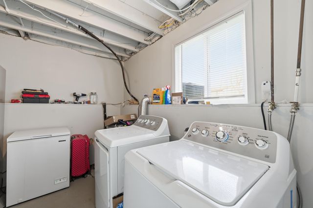 2302 Tempest Drive, Columbus, OH 43232