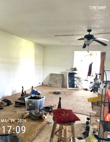 691 County Road 174, Bay City, TX 77414