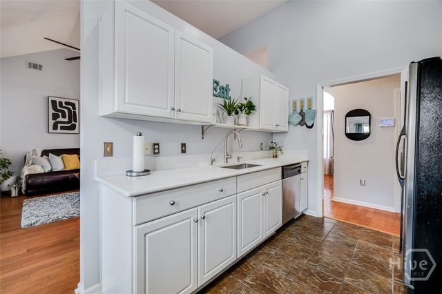 112 Oak Grove Lane, Savannah, GA 31419