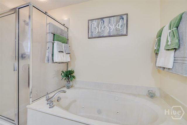 112 Oak Grove Lane, Savannah, GA 31419