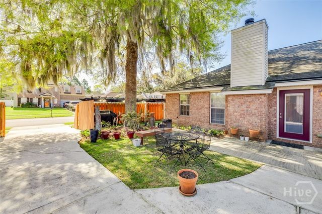 112 Oak Grove Lane, Savannah, GA 31419