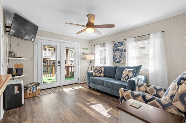 6001-1260 S Kings Hwy., Myrtle Beach, SC 29575