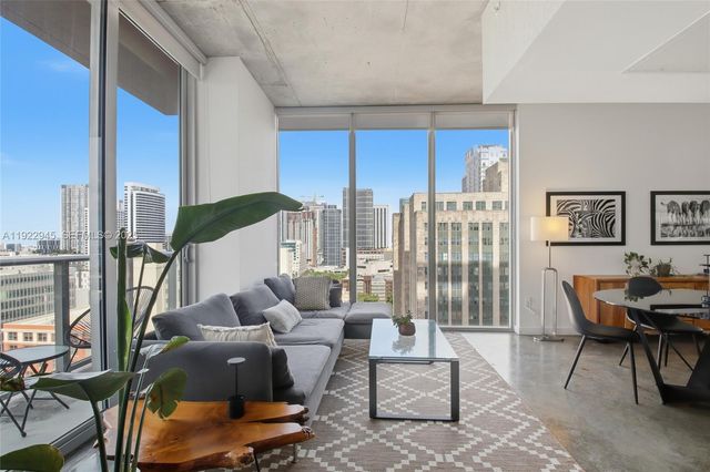 151 SE 1st St 1810, Miami, FL 33131