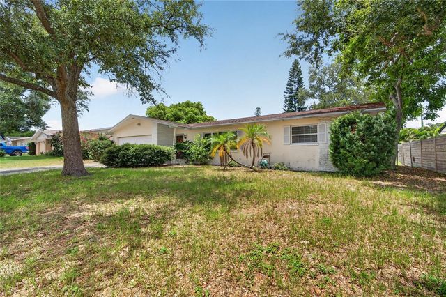 1342 EDMONTON DRIVE, Clearwater, FL 33756