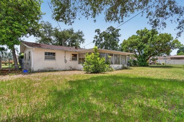 1342 EDMONTON DRIVE, Clearwater, FL 33756