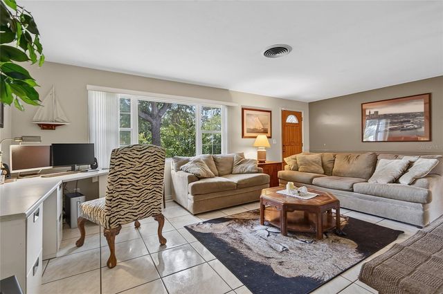 1342 EDMONTON DRIVE, Clearwater, FL 33756