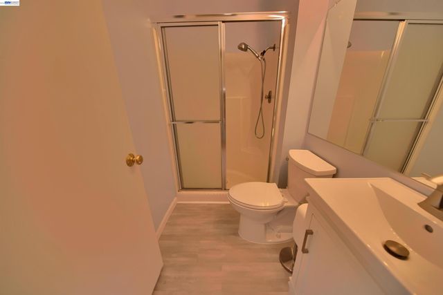 1425 Forest Dr, Turlock, CA 95380