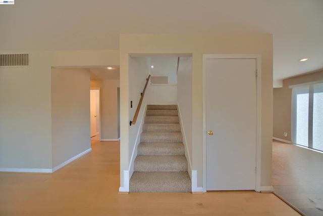 1425 Forest Dr, Turlock, CA 95380