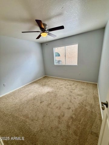 646 N COBBLESTONE Street, Gilbert, AZ 85234