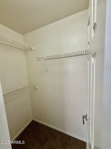 646 N COBBLESTONE Street, Gilbert, AZ 85234