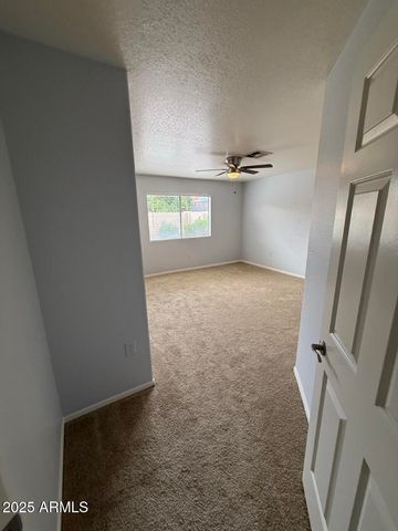 646 N COBBLESTONE Street, Gilbert, AZ 85234