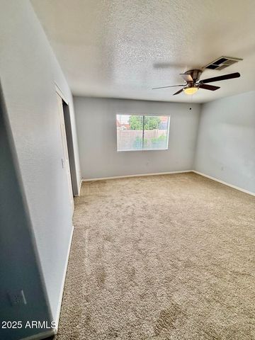 646 N COBBLESTONE Street, Gilbert, AZ 85234