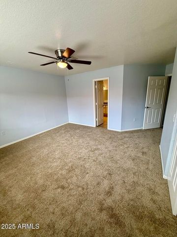 646 N COBBLESTONE Street, Gilbert, AZ 85234