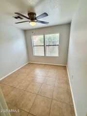 646 N COBBLESTONE Street, Gilbert, AZ 85234