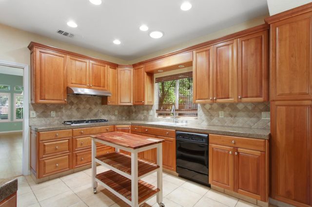 9282 Porto Vista Ct, Elk Grove, CA 95624