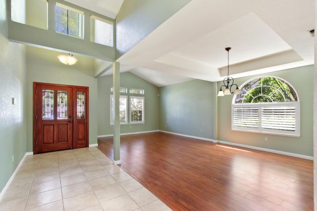 9282 Porto Vista Ct, Elk Grove, CA 95624