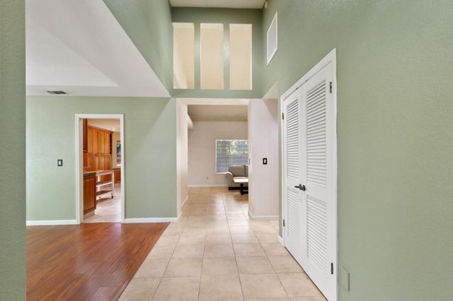 9282 Porto Vista Ct, Elk Grove, CA 95624