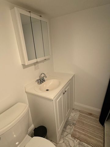1798 Beacon 3, Brookline, MA 02445