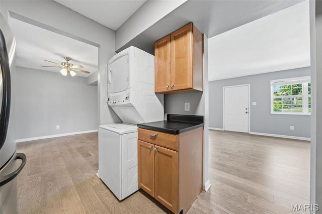 8907 Wrenwood Lane, Brentwood, MO 63144