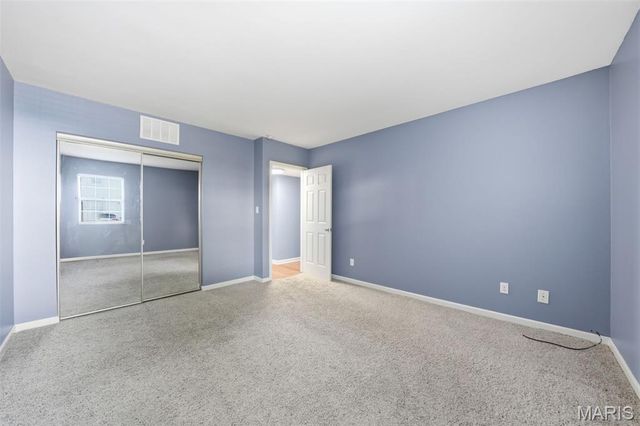 8907 Wrenwood Lane, Brentwood, MO 63144