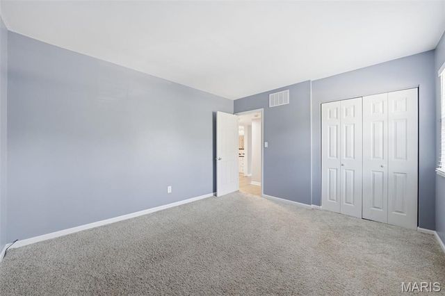 8907 Wrenwood Lane, Brentwood, MO 63144