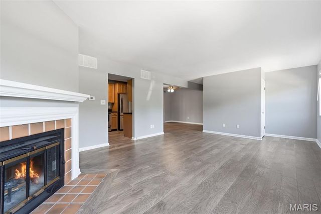 8907 Wrenwood Lane, Brentwood, MO 63144