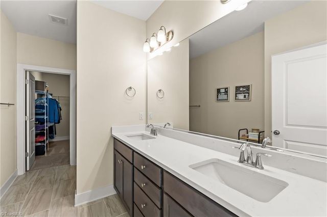1411 Springvale Hill Drive, Kernersville, NC 27284