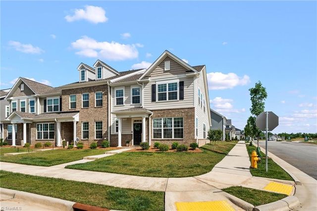 1411 Springvale Hill Drive, Kernersville, NC 27284