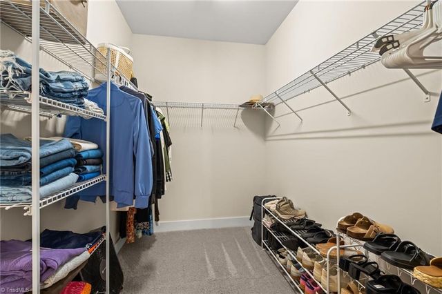 1411 Springvale Hill Drive, Kernersville, NC 27284